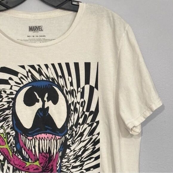 MARVEL | Men’s Venom White Graphic T Shirt - Picture 4 of 13
